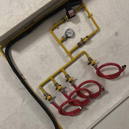 تركيب مواسير الغاز